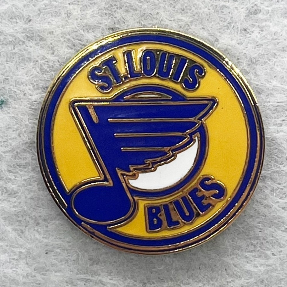 🔮 5/$25 Vintage NHL St Louis Blues Hockey Pin